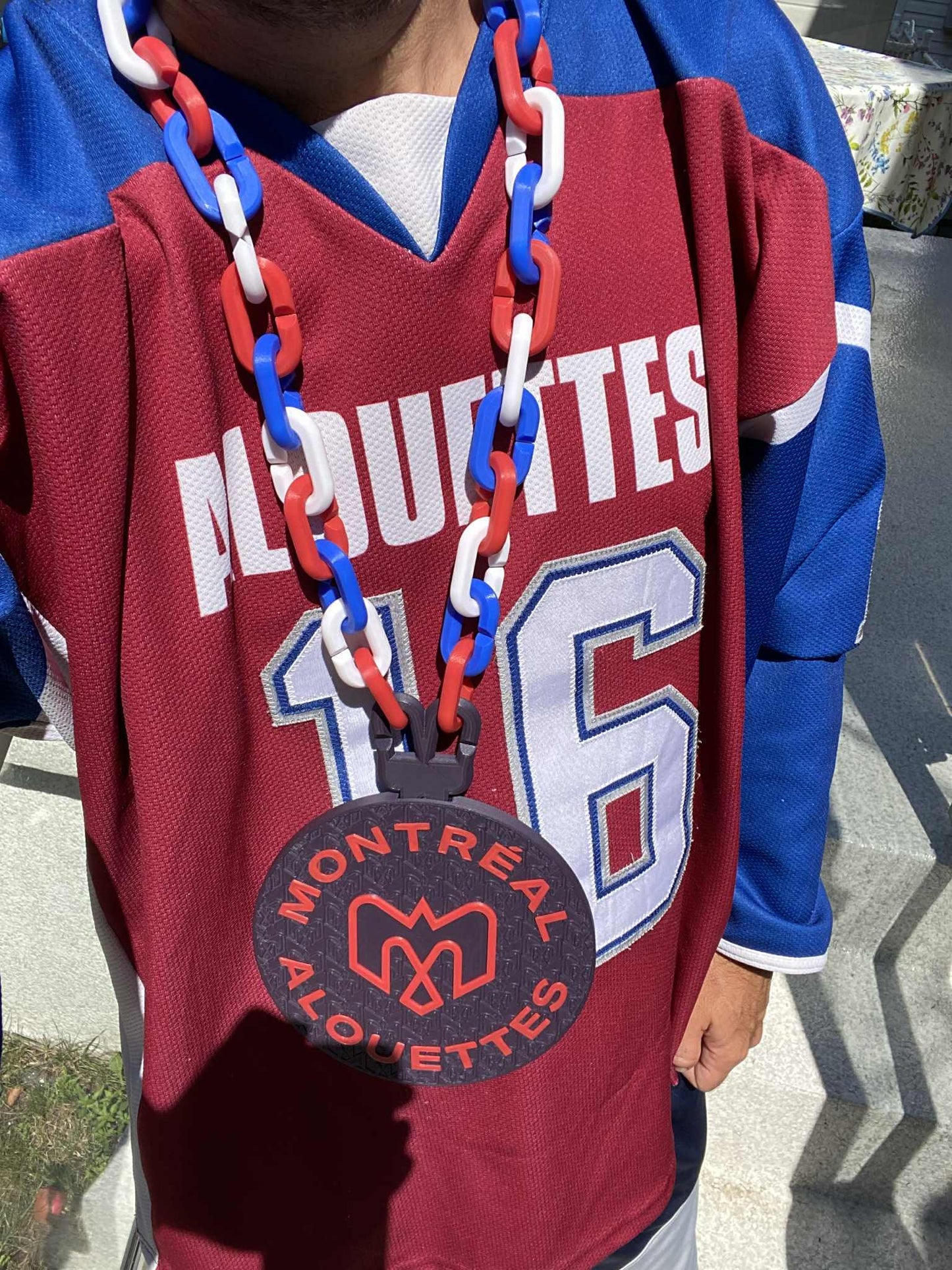 Montreal Alouettes Oversized Pendant/Necklace and Chain